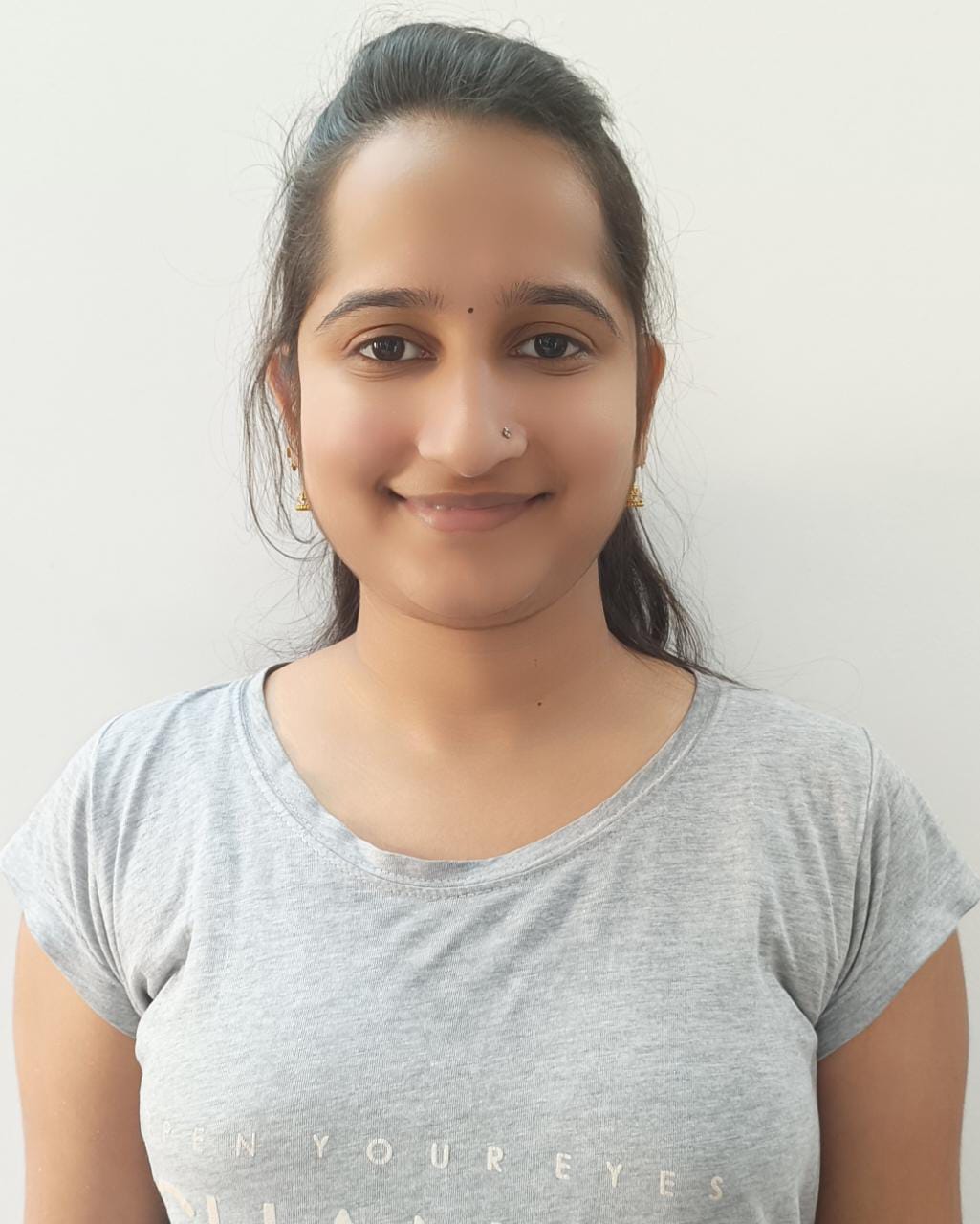 Aishwarya Kherdekar  : 